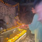 Raveena Tandon Instagram – It’s the time for the festive season to commence with the arrival of Bappa! With friends and family! Our in-house Bappa gets pampered year through, but even more these days .. ♥️🌸🕉️🌸♥️ Bandra West