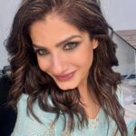 Raveena Tandon Instagram - Just moodS . Like Right now. ♥️ Mumbai, Maharashtra