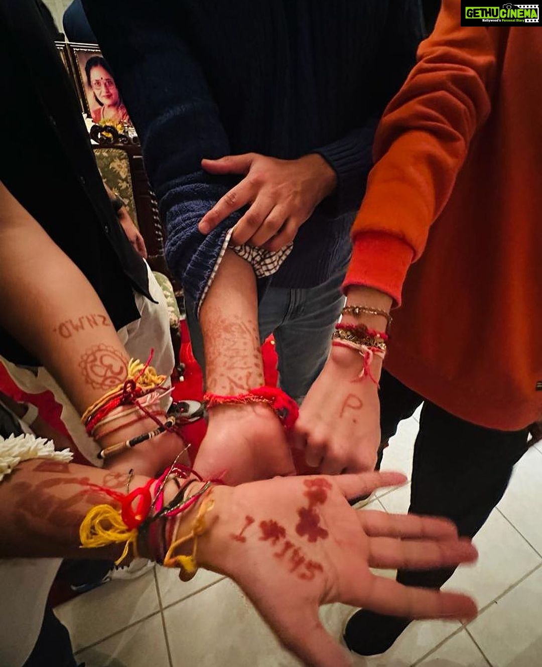 Raveena Tandon Instagram - #Rakshabandhan23