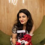 Raveena Tandon Instagram - The week that went by….♥️ surprise get togethers,#taali success celebrations, @afeefanadiadwala your face was a revelation with all the surprise and shocks! 😂 you deserve all the happiness , surprises and success! Happy Birthdays , Dear @siddhid11 ♥️ wishing you all the Love and happiness Positivity and blessings! Bandra West