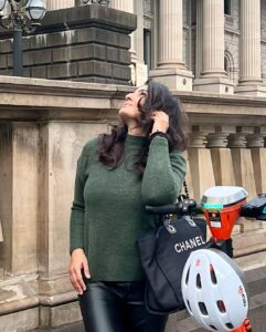 Raveena Tandon Instagram - ♥️ taking in the chill. A different kind of parliament meet. #victoria #parliament #melbourne #australia #gogreen my ride for the day #electricscooter Melbourne, Victoria, Australia
