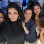 Raveena Tandon Instagram - Happy Shiny People ! Love and positivity ♥️🎉
