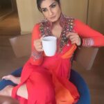Raveena Tandon Instagram - Coffee or die 👻 … ☕️♥️
