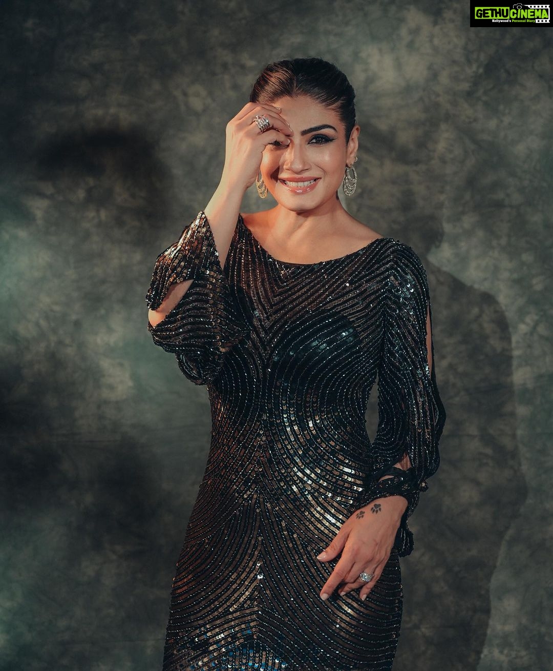 Raveena Tandon Instagram - In the darkness of the night… 🖤 Outfit : @estera_trends Earrings : @thehouseofmbj Rings : @jet_gems Footwear : @monrowshoes @id8mediasolutions Styled by @poojagulabani Glam by @sshurakhan Clicked by @deepak_das_photography Managed by @reemapandit Mumbai, Maharashtra