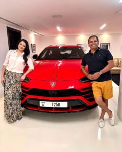 Reenu Mathews Instagram - Big Dreams have Small Beginnings....This perfectly describes the Incredible person & family man I met. @dileepheilbronn @atypicalmj Lovely meeting you both & having an amazing conversation about your journey. Looking forward to many more. Stay blessed❤️
.
.
#carenthusiast 
#lifestyleblogdubai 
#dileepheilbronn
#reenumathews
#lifeindubai