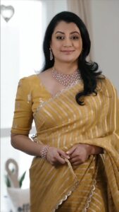 Reenu Mathews Instagram - Diamonds are a girl’s best friend, alle?

But diamond jewellery from Malabar Gold  is now an investment also, because if and when I want to exchange it for the latest designs, they are offering full value for diamonds.
Can’t be happier!

#investinDiamondswithMalabar #malabargoldanddiamonds #diamondjewellers 
#DiamondJewellery #ShineLikeADiamond
#reelswithreenu