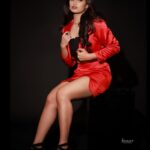 Reeshma Nanaiah Instagram – Chin up, don’t let your crown slip 👑✨

Photographer: @sankalp_photography_studio 
Mua: @makeoverwithvinuthaa_ramya 
Hair: @hairstyle_with_harshitha 
Styling: @vishnu_vish_33 
Outfit: @the_designer_nest
