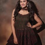 Reeshma Nanaiah Instagram - ನಾಡಿನ ಸಮಸ್ತ ಜನತೆಗೆ ಯುಗಾದಿ ಹಬ್ಬದ ಶುಭಾಶಯಗಳು 🙏🏻💕 Wishing everyone a very Happy Ugadi 💕 Styling : @stilerush_by_varshinijanakiram Assisted by : @charny_mashi Shot by : @vasukikarkone Mua : @artistryby_priyankaharish Wearing - @samyakkclothing Accessories - @nayrasbynethra @dhwanibansalofficial