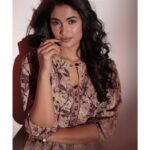 Reeshma Nanaiah Instagram - 🍂 Wearing : @whysobluelove Mua : @artistryby_priyankaharish Accessories: @dhwanibansalofficial Styling : @stilerush_by_varshinijanakiram Assisted by : @charny_mashi Shot by : @vasukikarkone