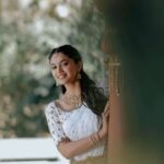 Reeshma Nanaiah Instagram - ಮಕರ ಸಂಕ್ರಾಂತಿ ಹಬ್ಬದ ಶುಭಾಶಯಗಳು ❤️ Wishing you all a very Happy Sankranthi✨ Designer : @rose_petals_whitefield Photography: @abhishek_bn_photography Makeover : @akshay_makeup_artist Hairdo: @makeoverby_roopa_akshay Location: @shoot_in.official