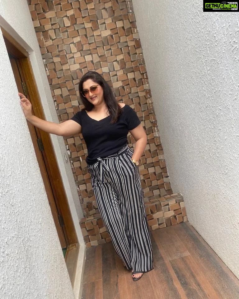 Rekha Krishnappa Instagram - Never dull your shine for somebody else 🤟🏻🤟🏻😊 #confidence #happiness #funlife #loveyourself #actress #actresslife #actressgallery Bangalore, India
