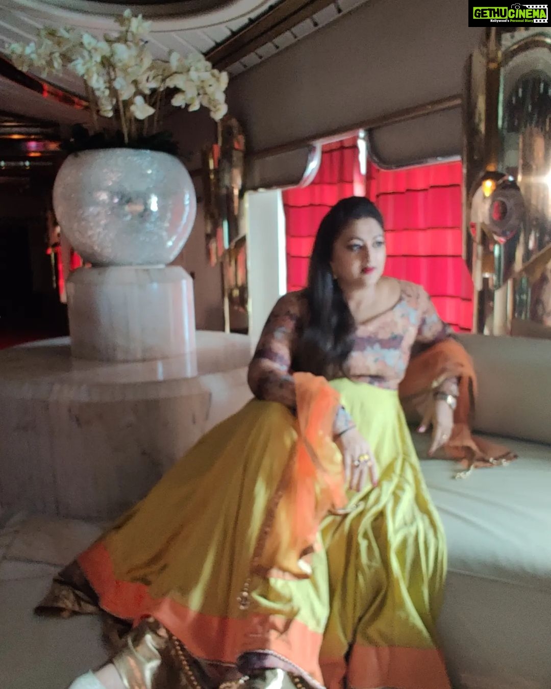 Rekha Krishnappa Instagram - mr and Mrs chinnathirai Memories dump.... ❤️ One year up already .... @cordeliacruises #funtrips #fundestinations #familytrips #happiness #familyfun #cruise #cruisetrip #photoshoots Chennai, India