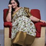 Rekha Krishnappa Instagram - Beginning is promising End is inevitable 😊😊 #indianattire #attire #sareelove #sareecollection #sareefashion #sareeaddict #happiness #shootinglocation #shooting #shootingspot Bangalore, India