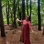 Rekha Krishnappa Instagram - It was a beautiful place to click some good pictures.... Love with the nature ... ❤️ #naturelovers #placestovisit #tirupatidiaries #happiness #familytrips Srivari Padalu