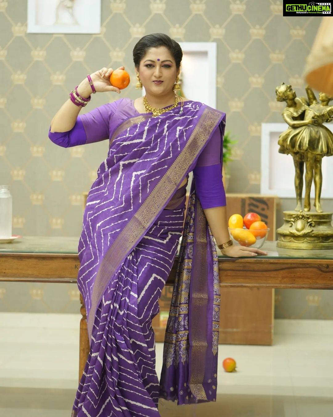 Rekha Krishnappa Instagram - Mainly the colour and the fine lines, I am talking about the saree and it's perfection ... The material is superb.... Looks so elegant... Go for it from @saishrithestyleinyou It's trending now ... Thank you for this beautiful saree.. @saishrithestyleinyou Thank you for such beautiful pics @sj_miracle__ #trending #sareelove #sareefun #ethinicwear #ethinicfashion #fashionsarees #shootingspot Chennai, India
