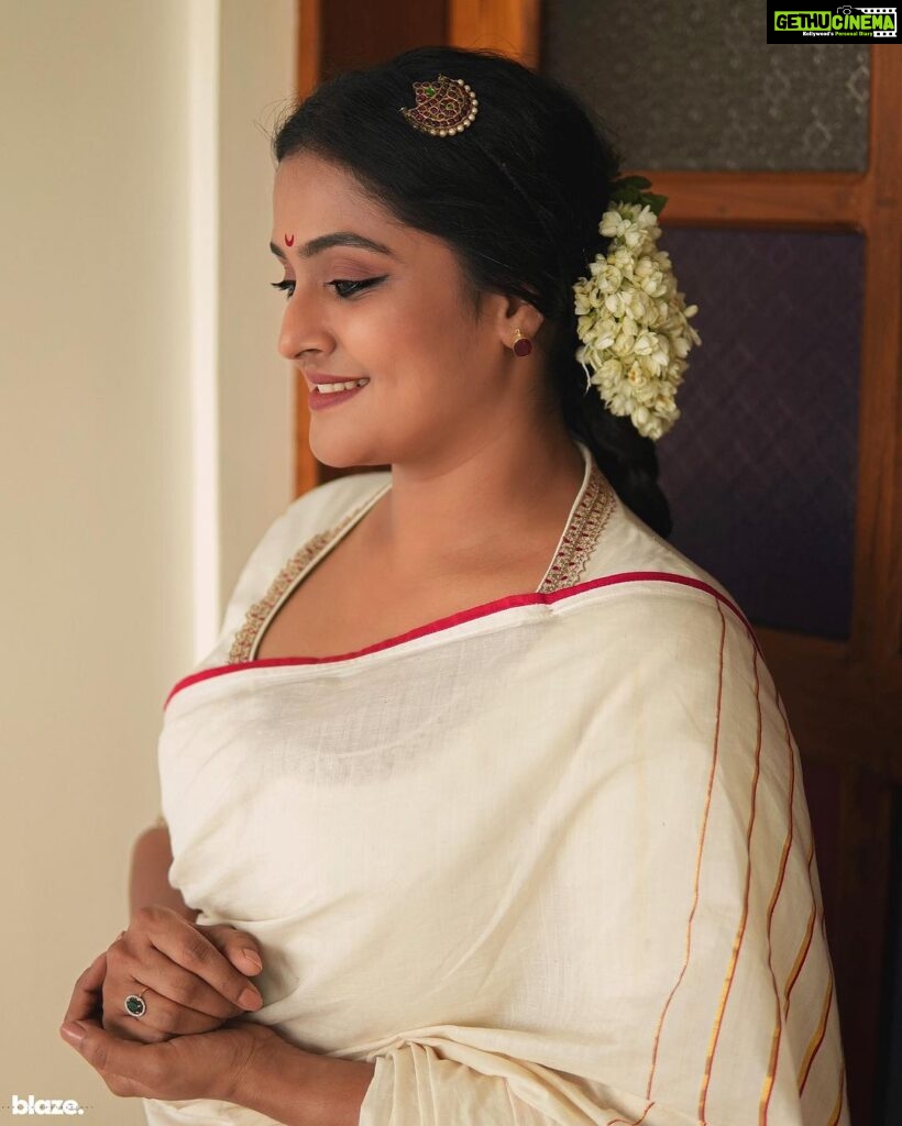 Remya Nambeesan Instagram - Mua @neethu_makeupartist Photography @blaze_frnklin Styling @stylestoriesbypriyanka Costume @kalaakaari Chennai, India