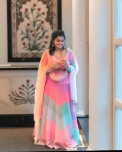 Remya Nambeesan Instagram - Photography @ram___prakash_ 
Mua @jo_makeup_artist
Costume @mayon_by_subhathracouture
Styling @ishwaryaalaguvel
EarRings @keyaa_by_kartika