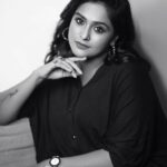 Remya Nambeesan Instagram - 📸 Shot by @murlee_photography @studio_tvf_official Mua @jo_makeup_artist Styling @stylestoriesbypriyanka Photography team ✨ @_xavierphotography_ @prathiwilliams89 @shamini_shankar_official @ishwaryaalaguvel Chennai, India