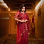 Remya Nambeesan Instagram – 📸 Shot by @murlee_photography 
@studio_tvf_official
Mua @jo_makeup_artist 
Costume @prakrithi_by_ramya
Styling @stylestoriesbypriyanka
EarRings @keyaa_by_kartika

Photography team ✨
@_xavierphotography_  @prathiwilliams89
@shamini_shankar_official 
@ishwaryaalaguvel 
@_.x._aj_.x_ 

#sari #saree #sareelove #photooftheday #photoshoot Chennai, India