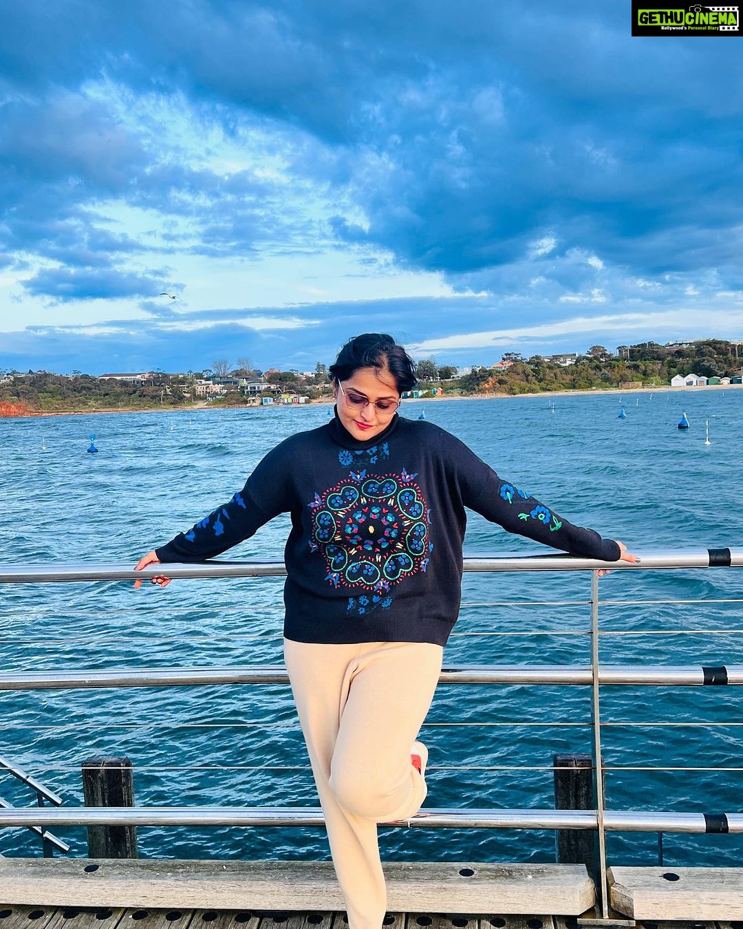 Remya Nambeesan Instagram - #photodump !! LIFE💃🏿😍 The Rocks Mornington
