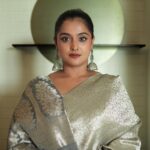 Remya Nambeesan Instagram – 🫶🏼 MU N HAIR @neethu_makeupartist 
Concept n Styling @stylestoriesbypriyanka 
Photography @blaze_frnklin 
Earrings @cherryshdforlife 
Costume @label_swasti Ernakulam City, Kerala