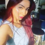 Reyhna Malhotra Instagram - Magic💫💫💫💫💫🌈 I can be ur light but mister let me tell you I am the troublemaker ❤️👻😝🦋🌈❤️ #selfie #actor #inbetween #auditions