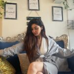 Reyhna Malhotra Instagram - Life is too short to be BASIC ! Shine your light wherever you go 😘⭐️🙌🏻