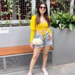 Richa Panai Instagram - Happy weekend guys!🌻🪽 Bugis Street, Singapore