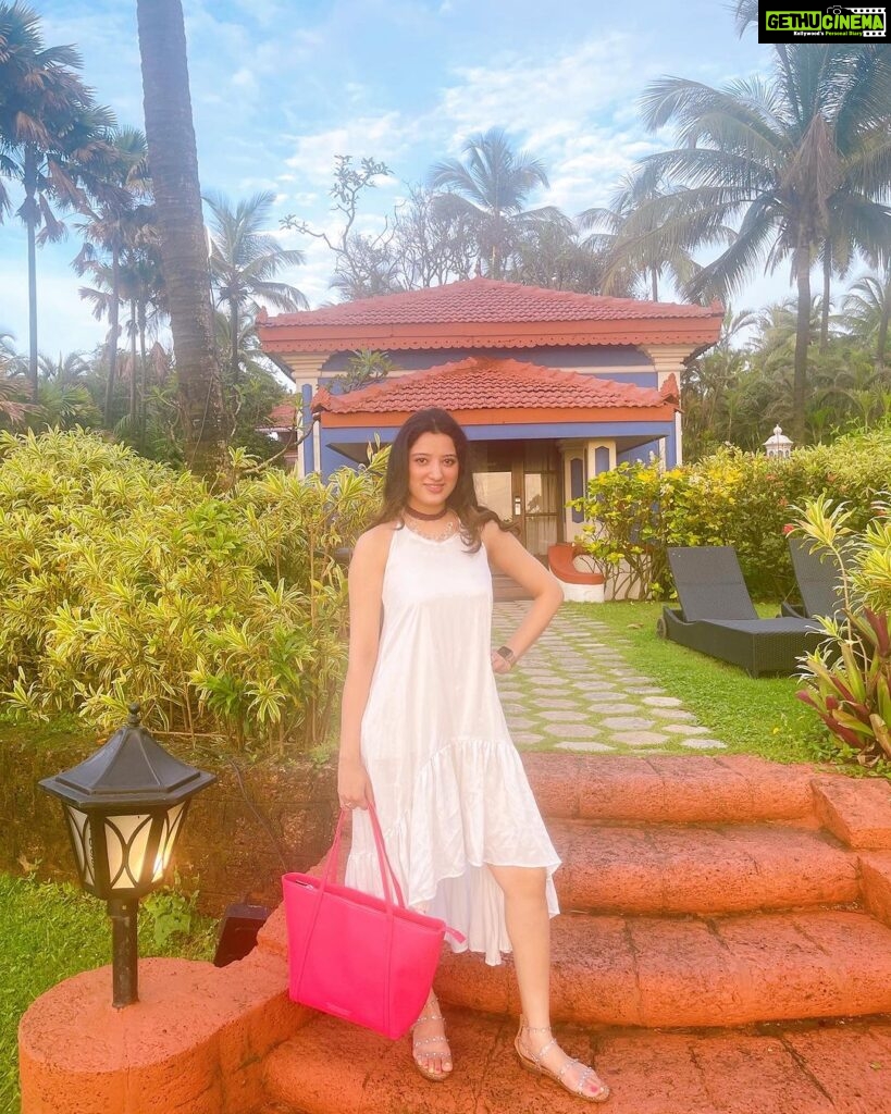 Richa Panai Instagram - Easy breezy day!🪽 Goa, India