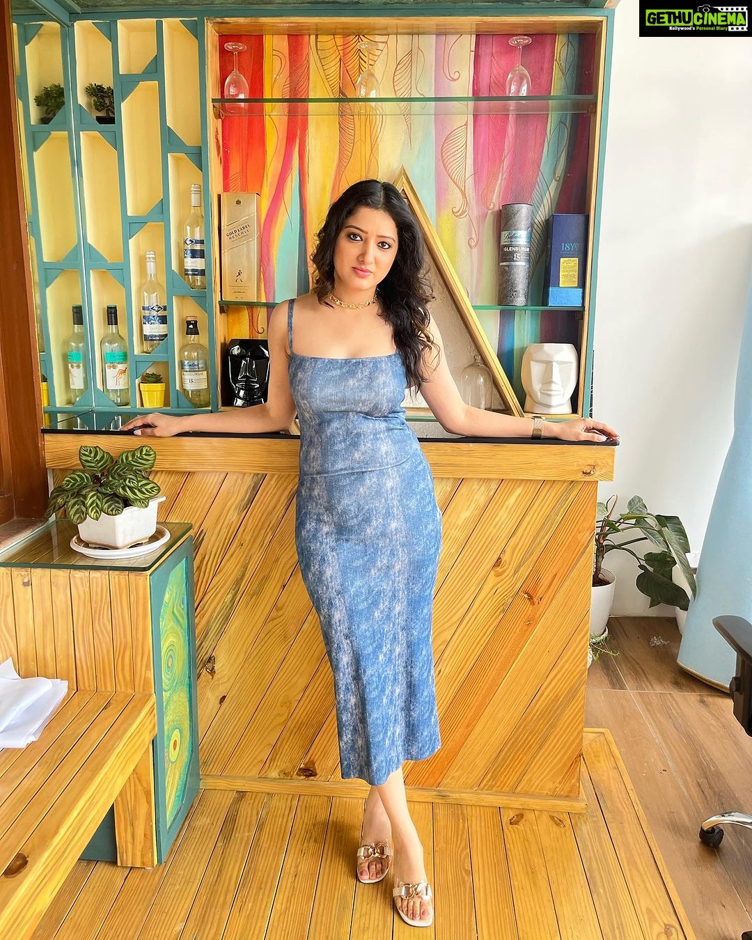 Richa Panai Instagram - Arundhati from Circle.. 3 days to go!!💙 #telugufilm #tollywood #7thjuly #markthedate Hyderabad
