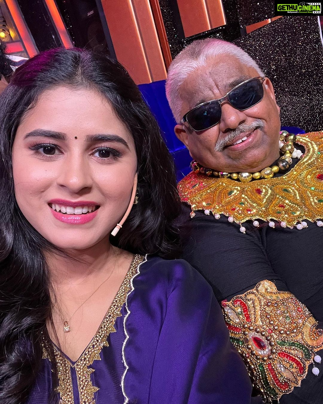 Rithika Tamil Selvi Instagram - CWC KUDUMBA THIRUVIZHA today at 2pm ☺️✌️ PC @dhanush__photography #rithika #tamil_rithika #rithikavijaytv #rithikatamilselvi #vijaystars #vijaytelevision #cwc #cwcfamily #cwcshow #cwcspecial #vijayadasamispecial