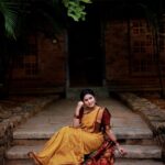Rithika Tamil Selvi Instagram - Smiles are free but they are worth a lot 😊keep ur smile on ✌️ Hairdo & saree styling : @__beauty__squad__ Jewellery: @made_for_hers Photography : @ashokarsh . . . . . . #rithika #tamil_rithika #rithikatamilselvi #sareelove #traditionaljewellery #traditionalsaree #photography #tamilnadutourism #tamilnadutradition #navaratri #navaratrifest #southindianbride #trending