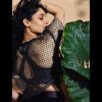 Ritika Singh Instagram - Punk rock aesthetic is foreverrr 🤟🏻 Pls drop your rock music recommendations in the comments. Would love to see what kind of rock you guys like 🖤 📸 - @anushasti
