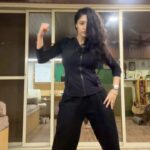 Ritika Singh Instagram - Had to hop on this trend coz the song’s been playing in my head on loop 👹 DC @liammaughan_ #paintthetownred #trendingreels