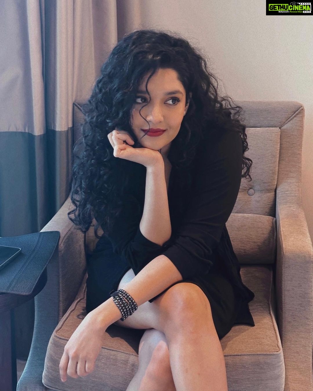 Ritika Singh Instagram - Hi you 🤎🥀