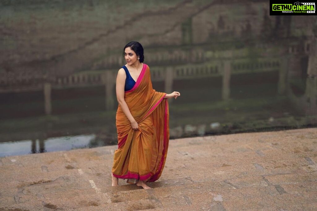 Ritu Varma Instagram - Lost in you.. @the_pixel_farmer @ravali_chinthapatla @gowrisjewellery @makeupartist_arti