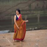 Ritu Varma Instagram - Lost in you.. @the_pixel_farmer @ravali_chinthapatla @gowrisjewellery @makeupartist_arti