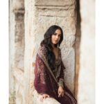 Ritu Varma Instagram – ✨✨

Photography @the_pixel_farmer 
Styling @ravali_chinthapatla 
Outfit @geethikakanumilli 
Jewelry @lbajrangpershadjewellers 
MUA @makeupartist_arti Hair @durgarao_kvv