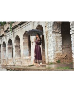 Ritu Varma Instagram - बारिश 🩶

Photography @the_pixel_farmer 
Styling @ravali_chinthapatla 
Outfit @geethikakanumilli 
Jewelry @lbajrangpershadjewellers 
MUA @makeupartist_arti Hair @durgarao_kvv