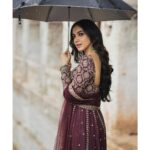 Ritu Varma Instagram – बारिश 🩶

Photography @the_pixel_farmer 
Styling @ravali_chinthapatla 
Outfit @geethikakanumilli 
Jewelry @lbajrangpershadjewellers 
MUA @makeupartist_arti Hair @durgarao_kvv