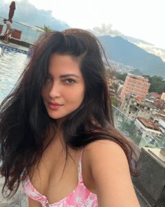 Riya Sen Instagram - Weekend @cameo gift ? 
Link in bio ! 

#shoutout #celebrate #gift #love