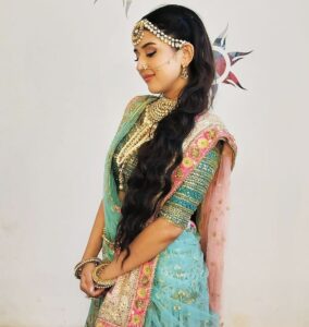 Riya Sharma Instagram - B L I S S ✨
Outfit drapped by : @stylewithpooja12
Hair: @priya_malhotra4
#dhruvtara #tara