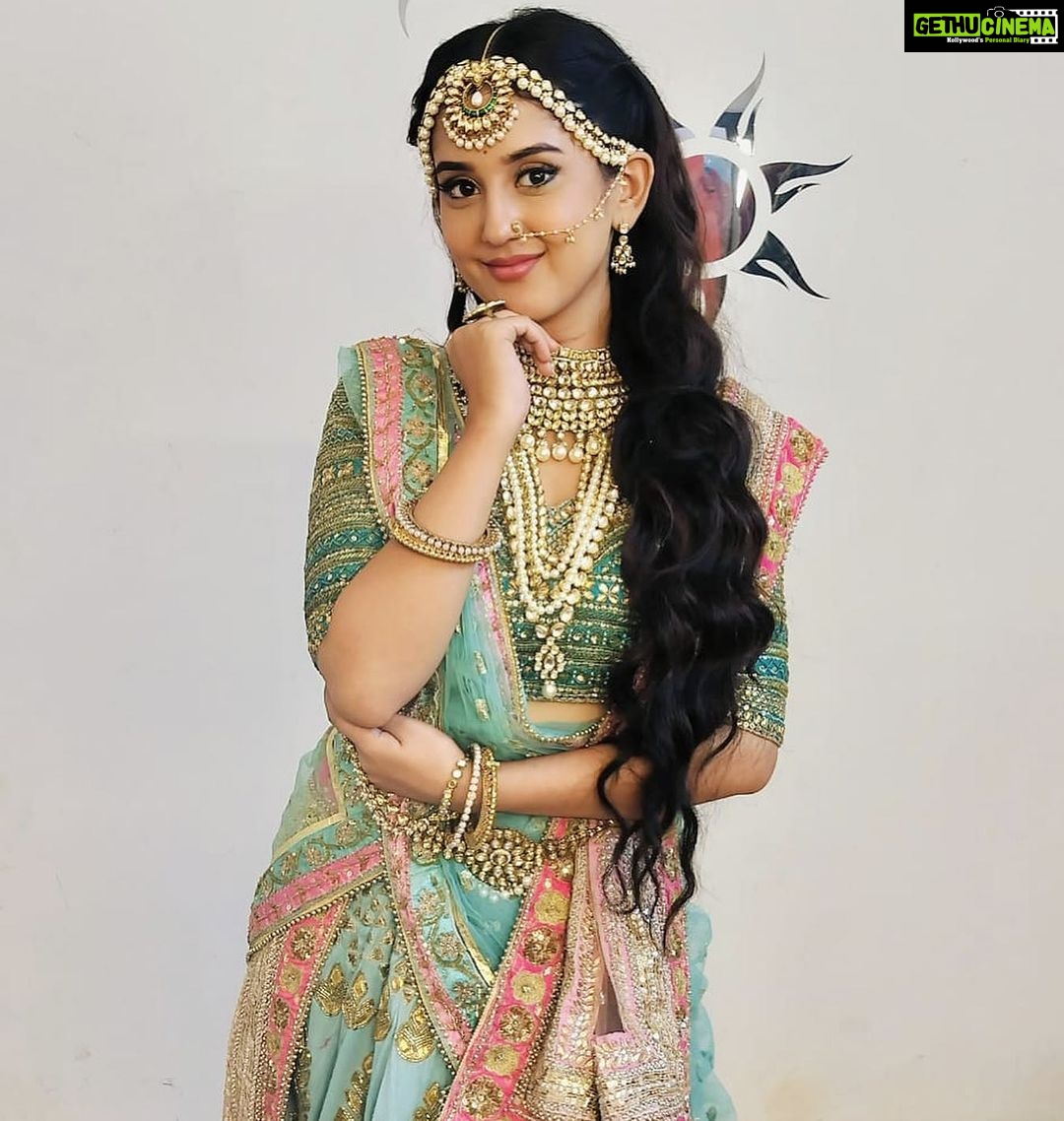 Riya Sharma - 29.7K Likes - B L I S S ✨
 
Outfit drapped by : @stylewithpooja12 
Hair: @priya_malhotra4 

#dhruvtara #tara