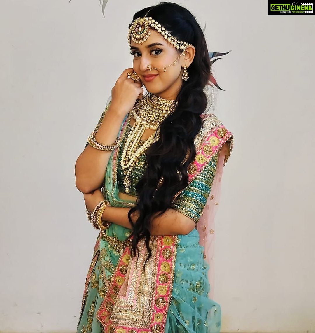 Riya Sharma - 29.7K Likes - B L I S S ✨
 
Outfit drapped by : @stylewithpooja12 
Hair: @priya_malhotra4 

#dhruvtara #tara