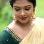 Riythvika Instagram - Makeup & styling : @sandy_de_stylist_ Photography: @sathyaphotography3 Hair & saree draping: @team_sandydestylist_ @sanvy_makeoverartistry Saree : @d_blossoms_saree Blouse : @ishithaa_design_house Jewellery : @fineshinejewels