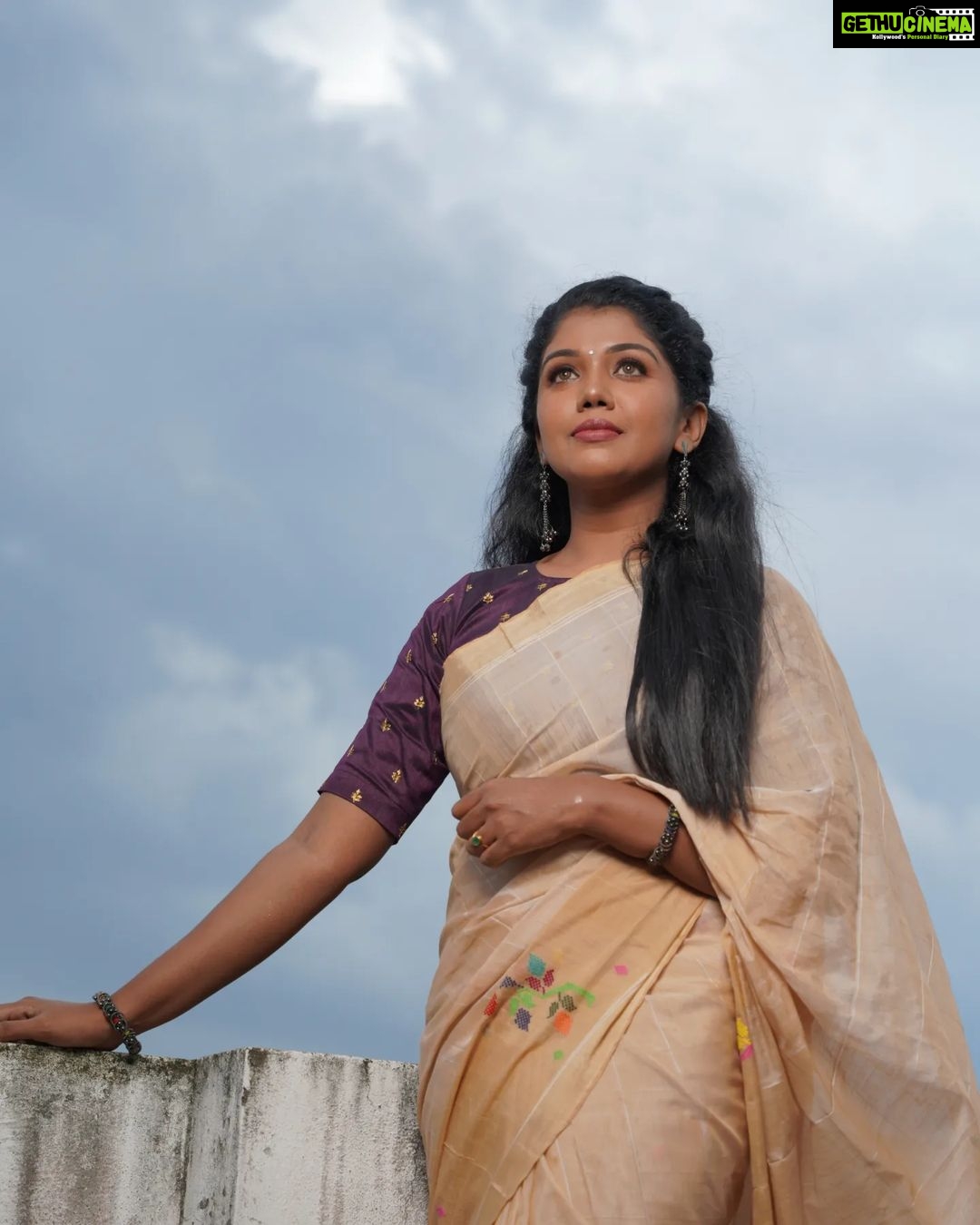 Riythvika Instagram - Saree & blouse @mathugai_handlooms Makeup @maha_s_makeover Photography @chennai_cameras