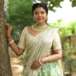 Riythvika Instagram – Makeup & styling : @sandy_de_stylist_

Photography: @sathyaphotography3

Hairstylist @sanvy_makeoverartistry

Outfit : @ishithaa_design_house

Jewellery : @fineshinejewels