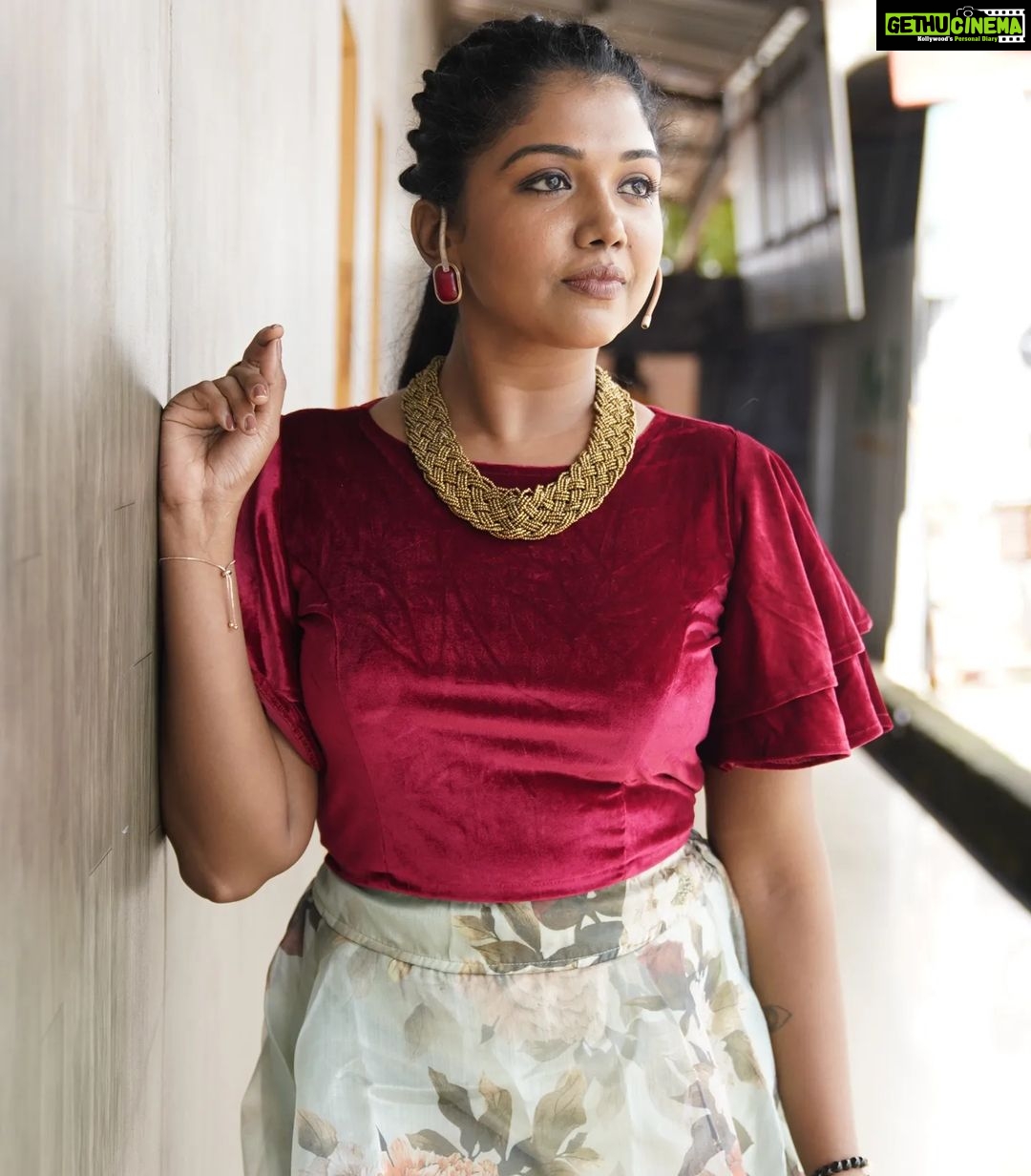 Riythvika Instagram - #startmusicseason4 📸 @orangeheadsproduction