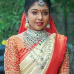 Riythvika Instagram - Makeup: @maha_s_makeover Hairstylist:@ranjitha_artistry Costume:@sirpiga_fashions Photography:@thinkmad_mano Jewellery:@jewelhub_chennai Flowers: @parvathisri1