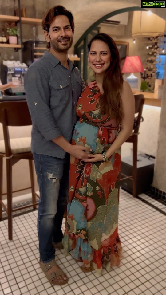 Rochelle Rao Instagram - Had an awesome time @queseraseramumbai in my oh so amazing maternity outfit @thewobblywalk, I looked my best with my baby bump in my outfit. I must say the food was so flavorful... the ambience was cozy. It's a fun place to hang out. I had so much fun with my friends @natasha.jeyasingh & @lisabocarro and family @keithsequeira & @paloma_rao A day well spent with such wonderful people. Thank you for all the love & attention. Thanks for arranging this @rainmakerconsults Truly gratefulš¤